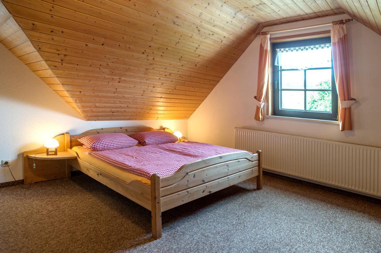 Am Roten Hammer I Gasthof Und *